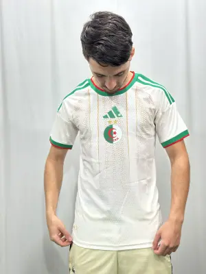 قميص المنتخب الجزائري