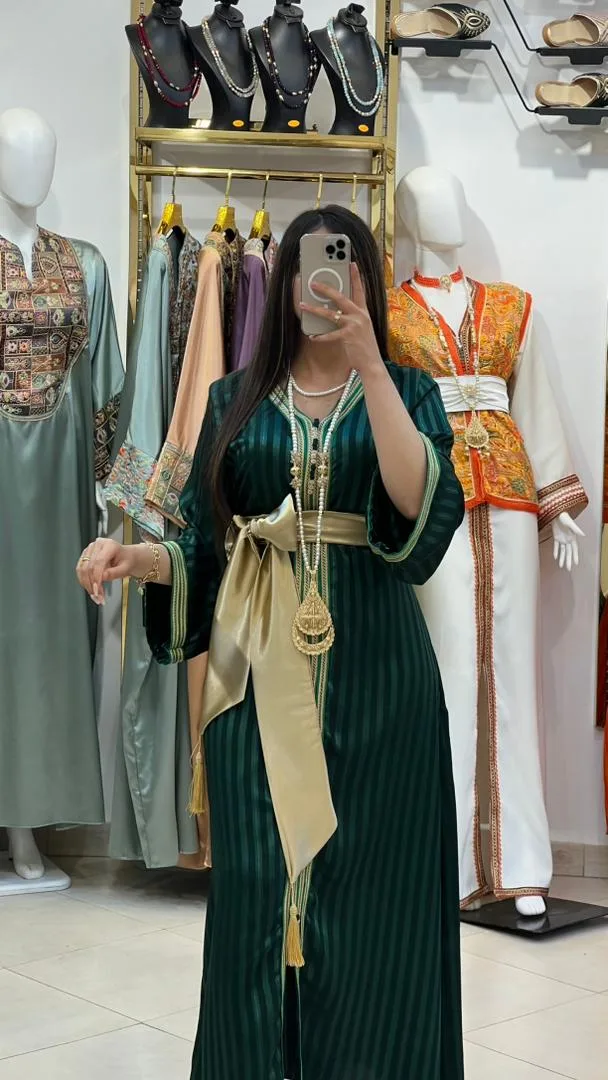 Caftan Jawhara : L'Éclat de la Tradition