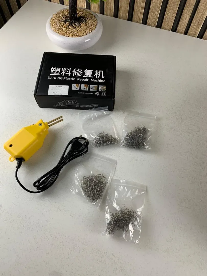Mini Soudeuse de Plastique Parechoc 50W avec 200 agrafes inclus – جهاز تلحيم البلاستيك