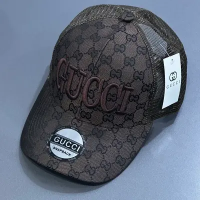 كاسكيطة غوتشي Gucci شبكة بني