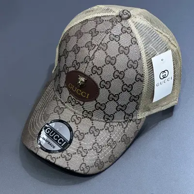 كاسكيطة غوتشي Gucci شبكة باج فاتح