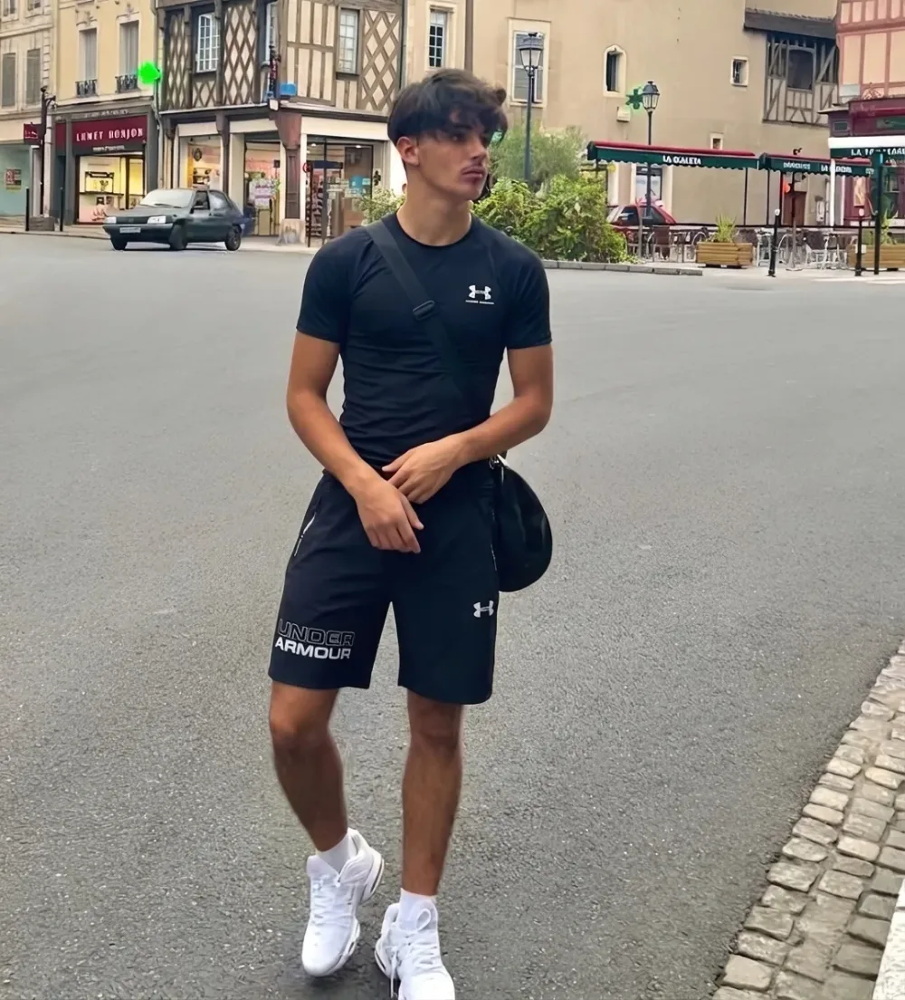 tshirt under armour slim fit
