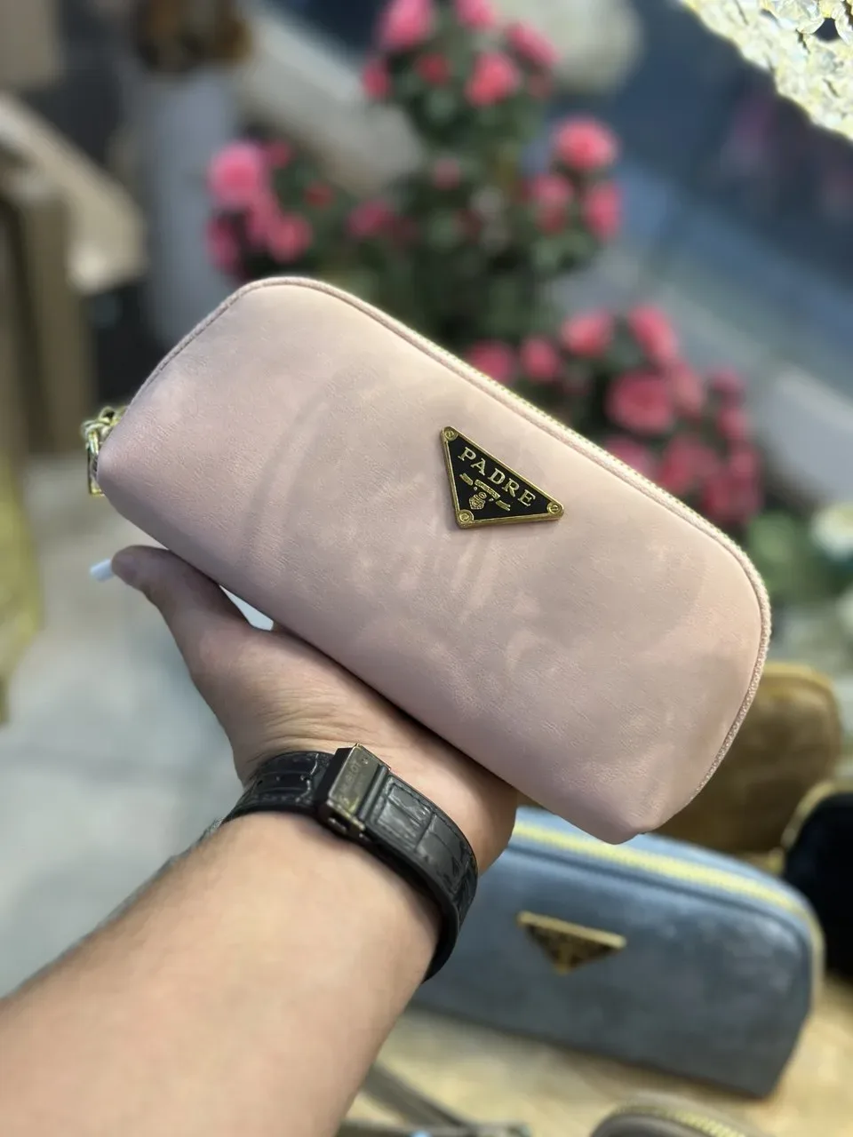 Pochette Élégante Velour