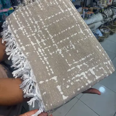 Plaide 100 % coton, 3 m sur deux motif géométrique, barbare