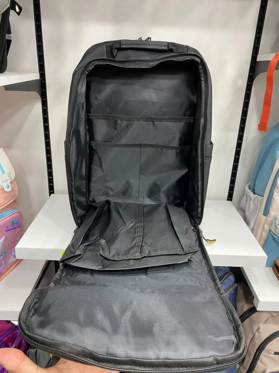Sac à dos pour laptop et voyage+compartiment chaussures