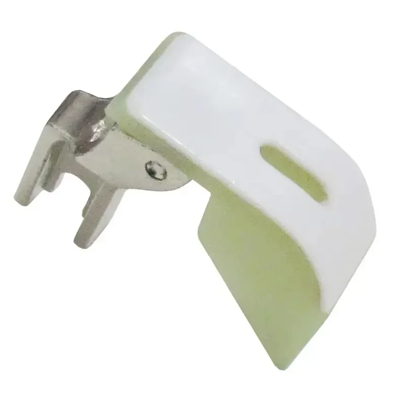 Pied de Biche Couatte Plastique