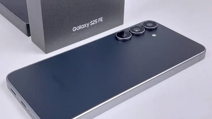 Samsung Galaxy S25 FE