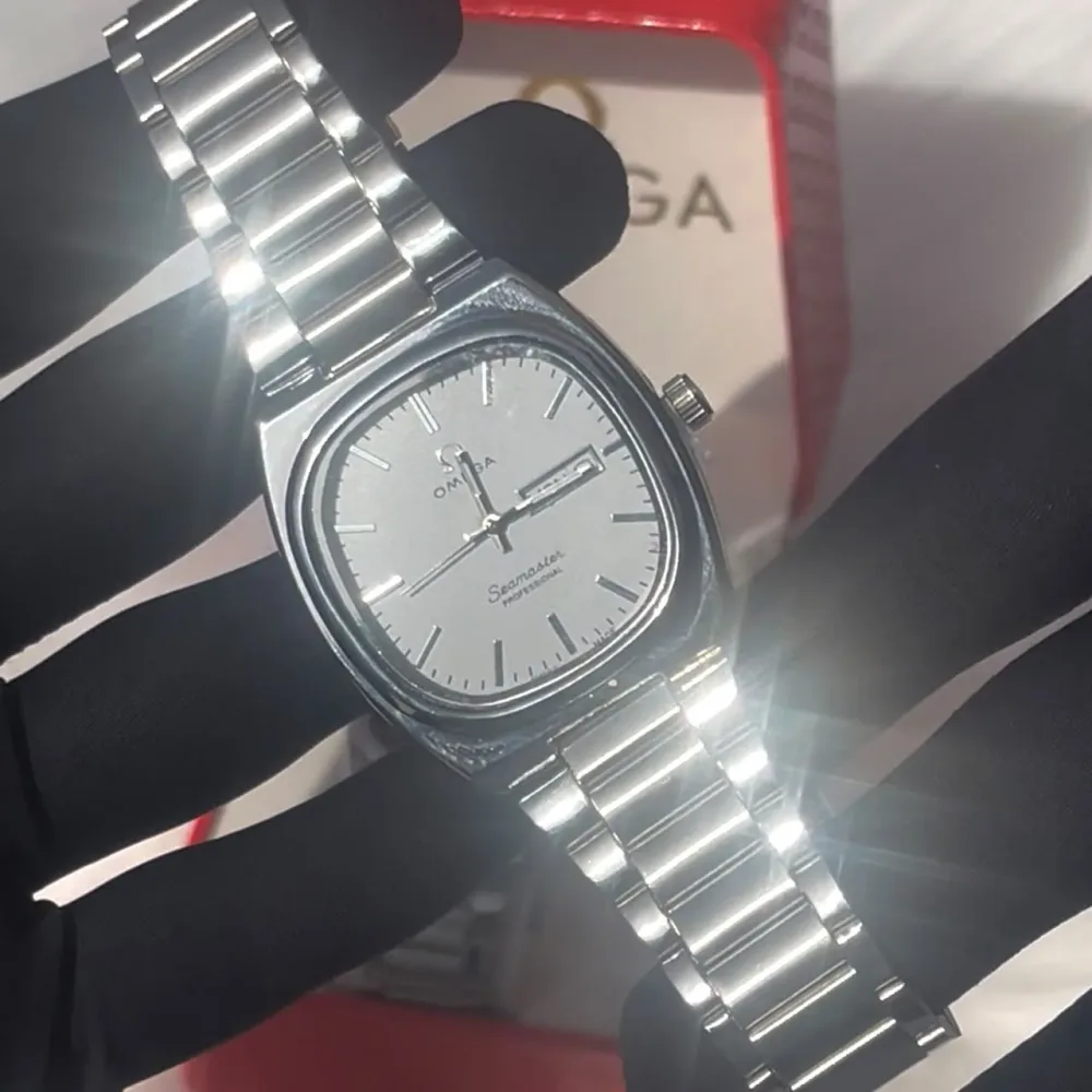 ساعة رجالية OMEGA