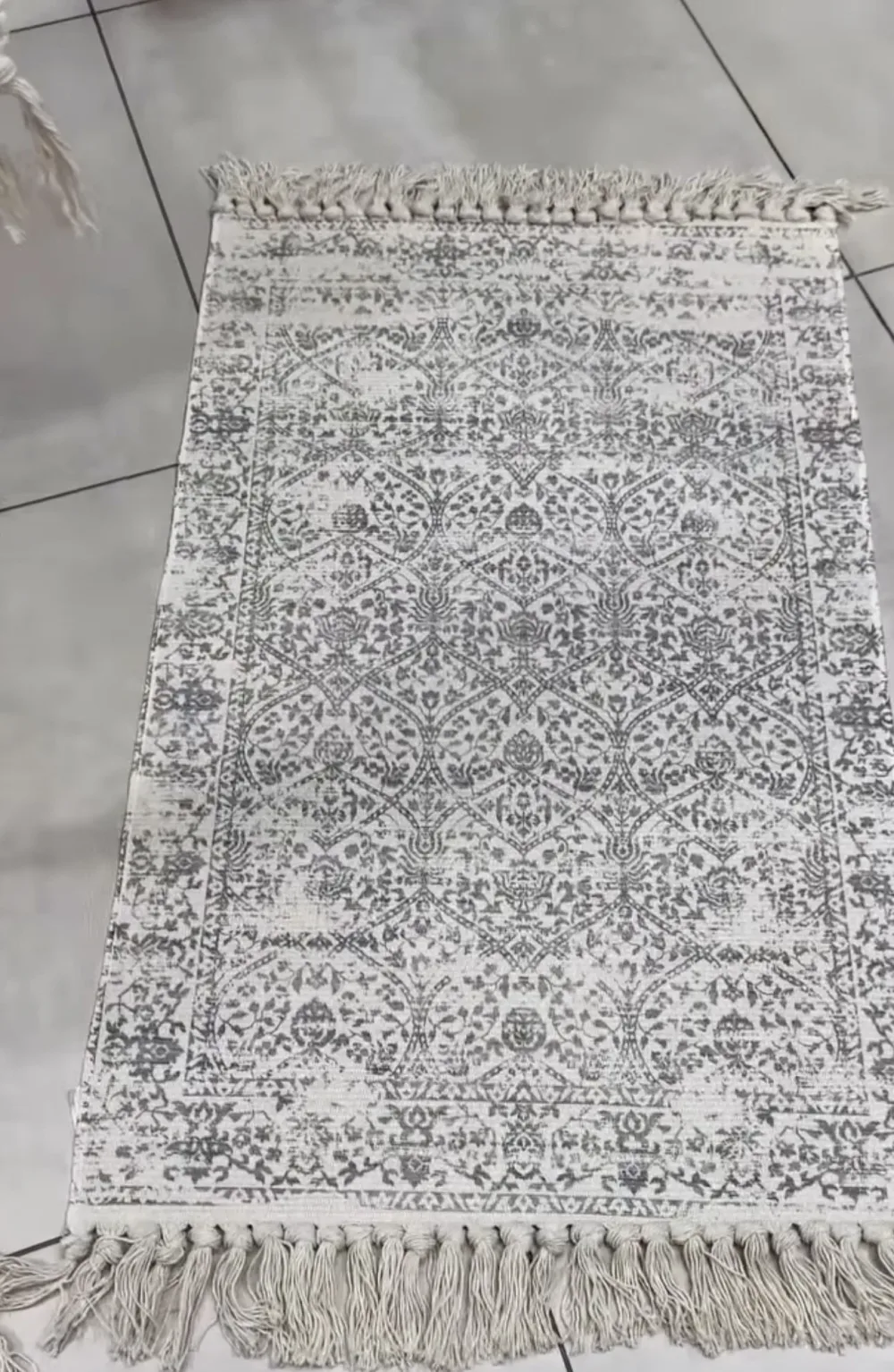 🏠 TAPIS DAMASSÉ ÉLÉGANT 90CM X 60C