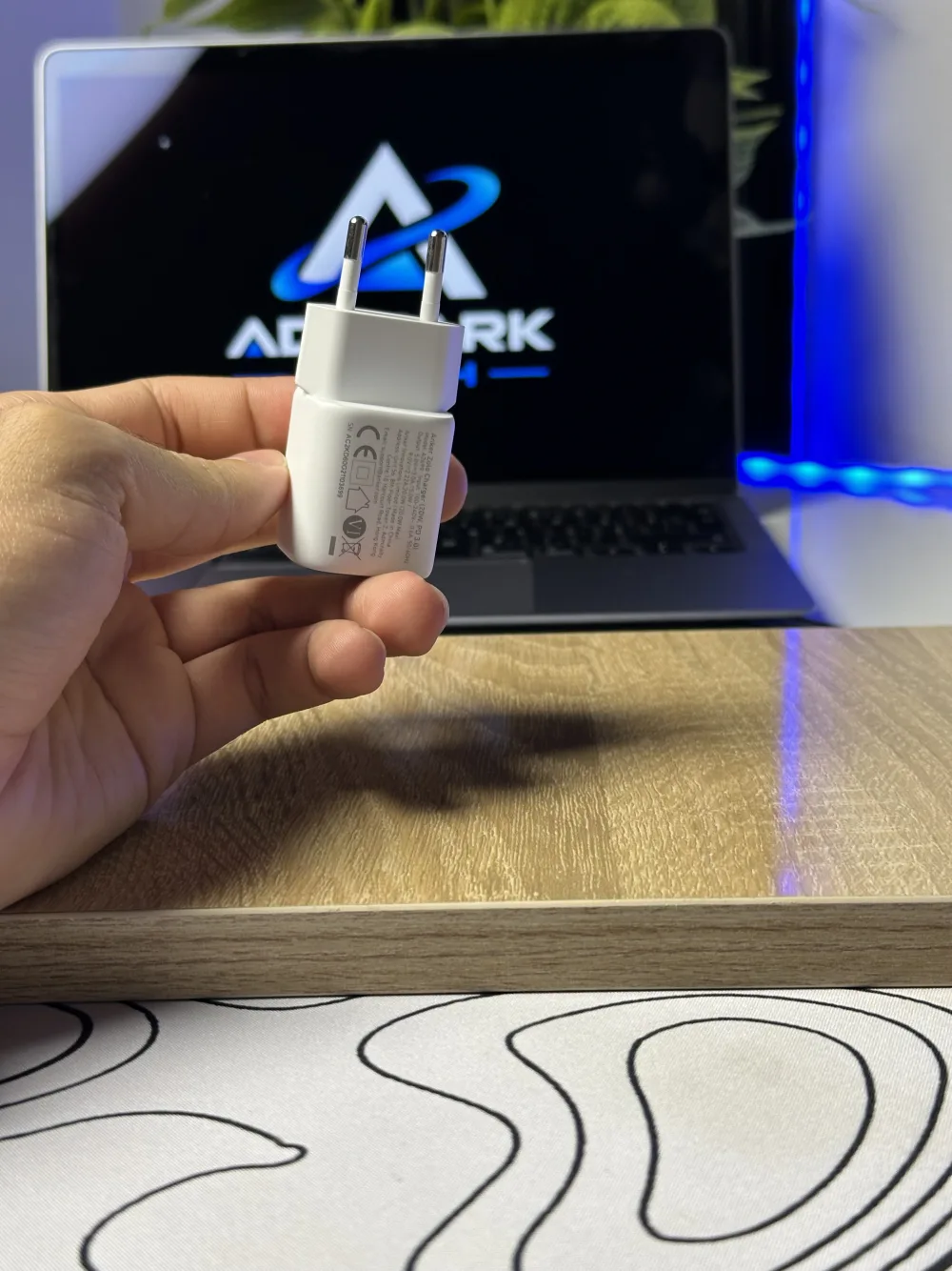 Anker Charger 20W Tc-Iphone