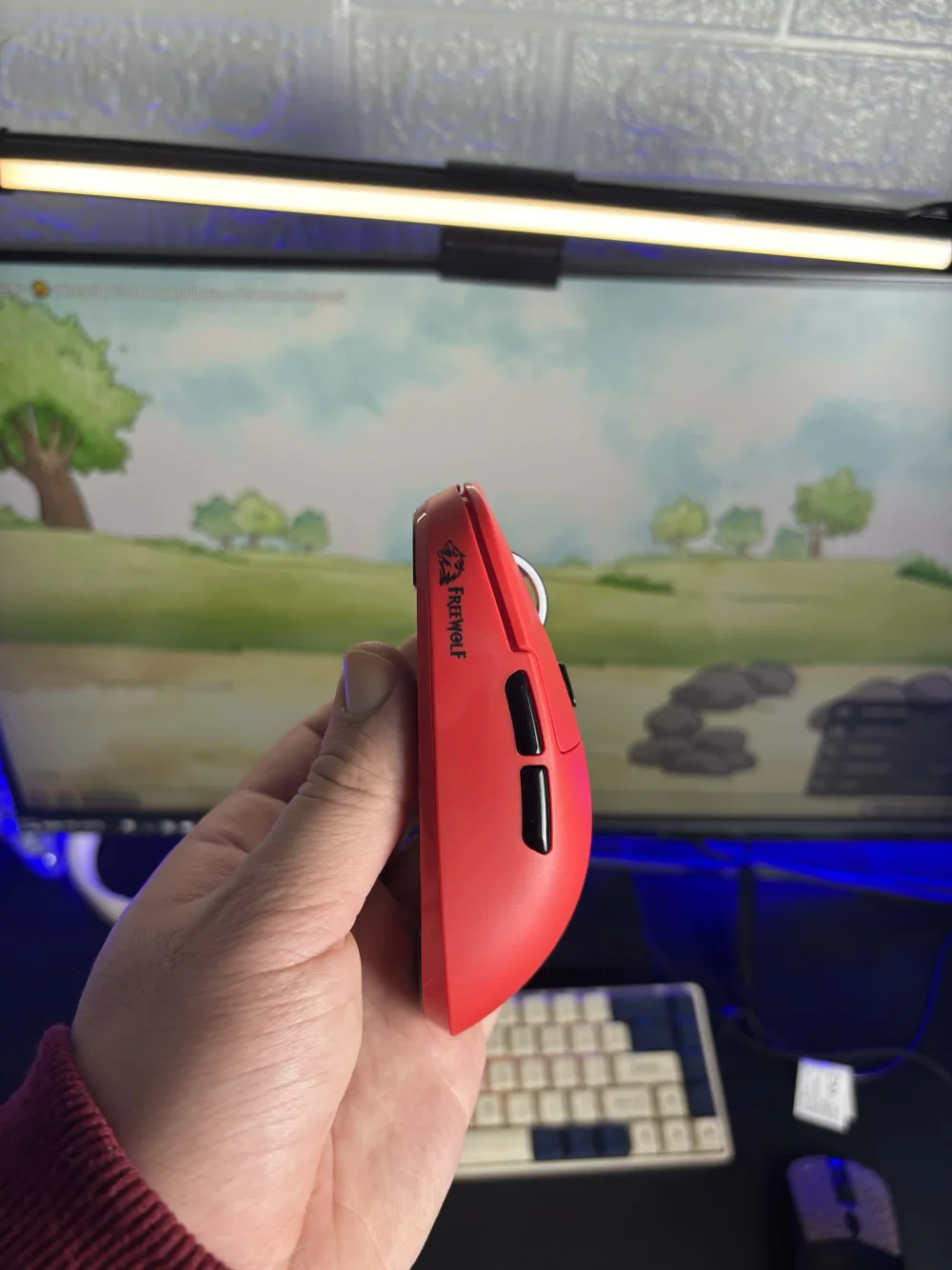 FREEWOLF A6 RED/BLACK PAW3311