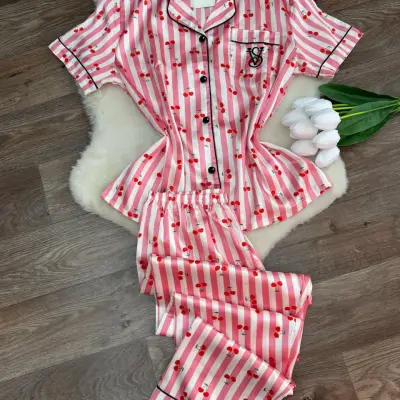 Pyjama victoria secret satin