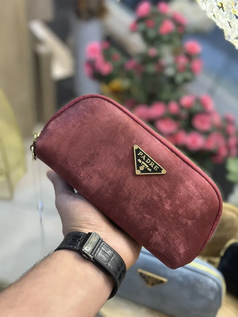Pochette Élégante Velour